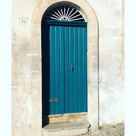 오스투니 Antico Mezzanino - Dimora Storica 아파트 외부 사진